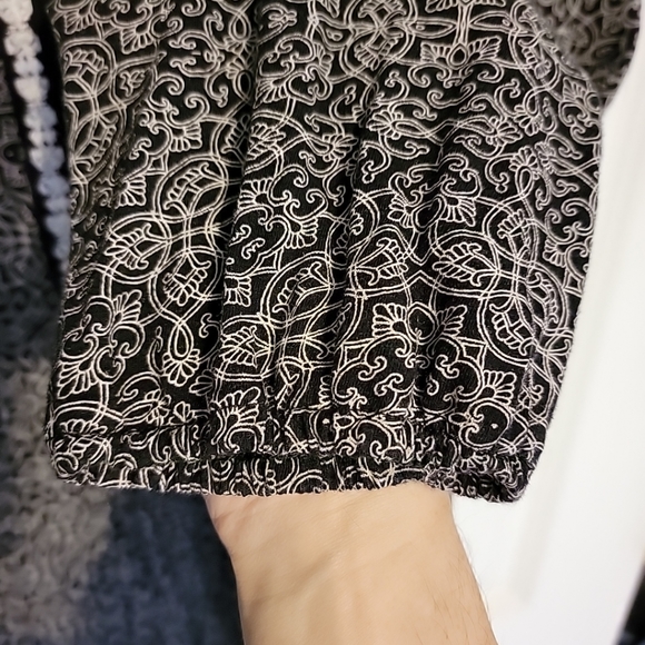 Lucky Brand 3/4 Sleeve Top, Plus Size 1x, Black And White with Embroidery - Picture 5 of 11